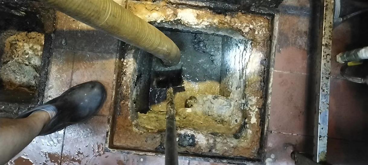 裕华污水池清理一般都有毒气，怎么预防中毒呢？